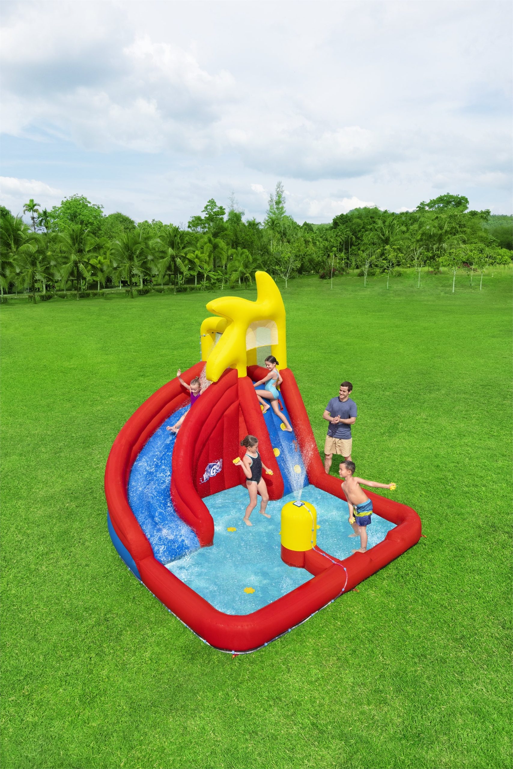 H2OGO! AstroSplash Kids Inflatable Mega Water Park 10'9 - Image 2