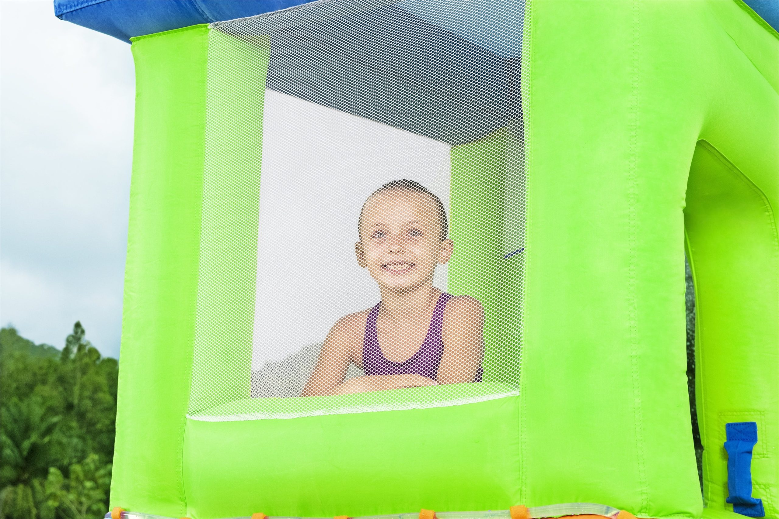 H2OGO! HydroHangout Kids Inflatable Water Park 8'5 - Image 8