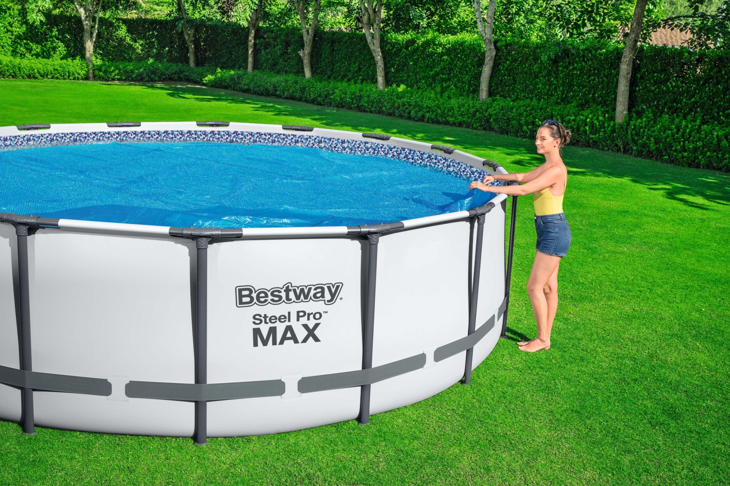 Bestway Round Solar Pool Cover for 13'. 14' & 15' Above Ground Pools - Image 3